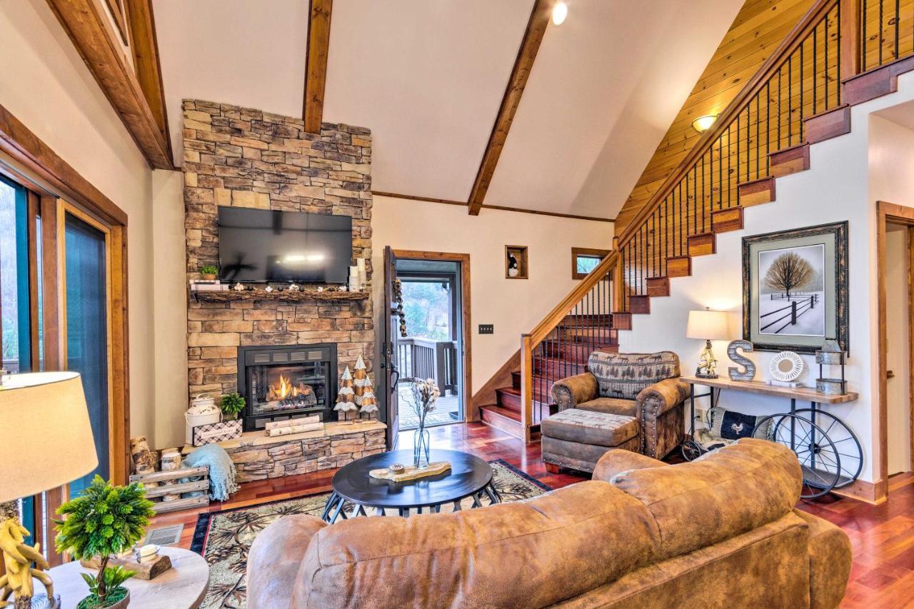Mountain Cabin With Fire Pit, Walk To Golf And Fishing Vilas Bagian luar foto